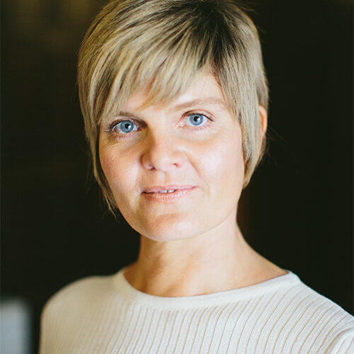 Nicola Case
